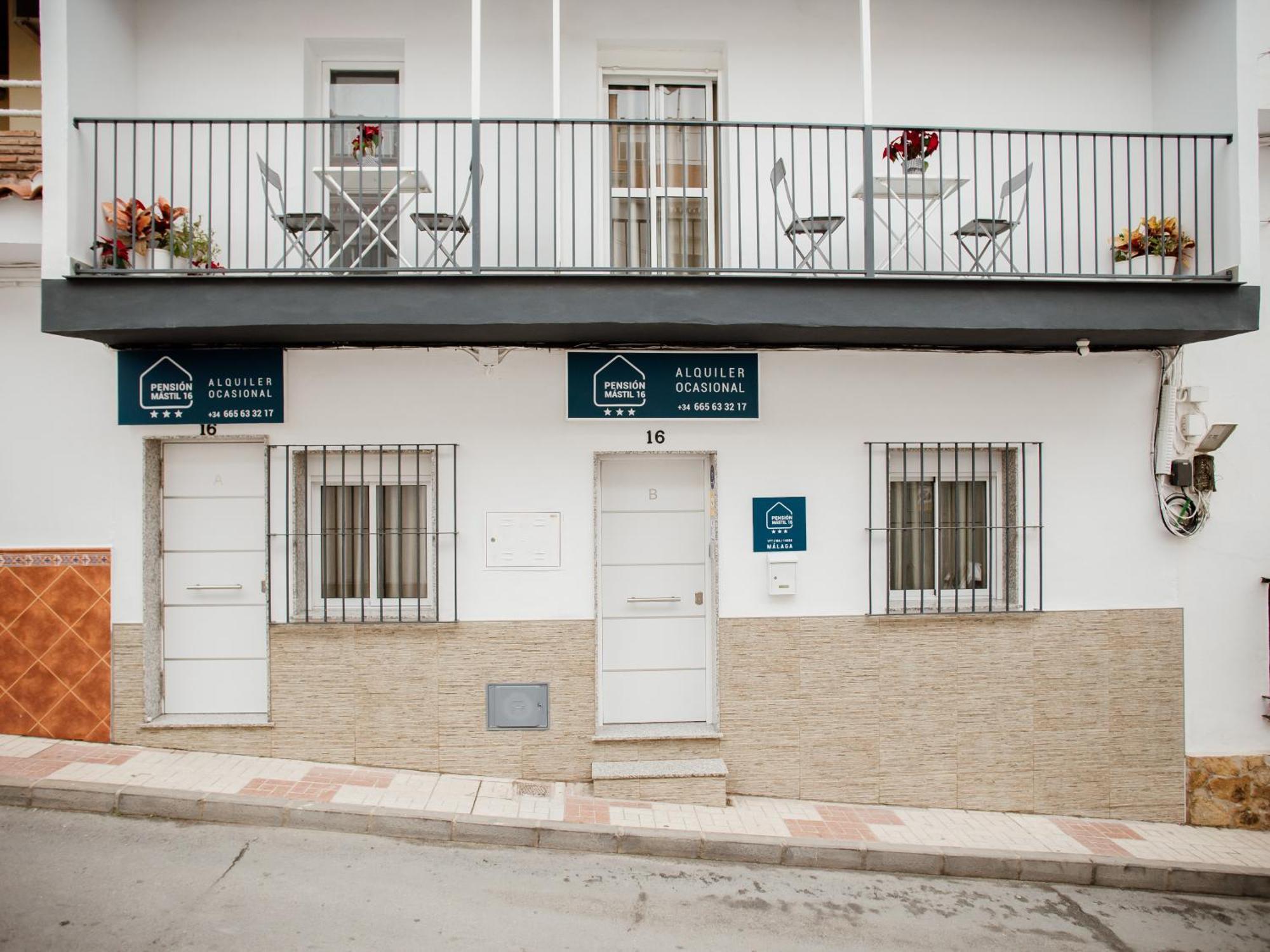 Apartamentos Turisticos Mastil 16 Малага Экстерьер фото