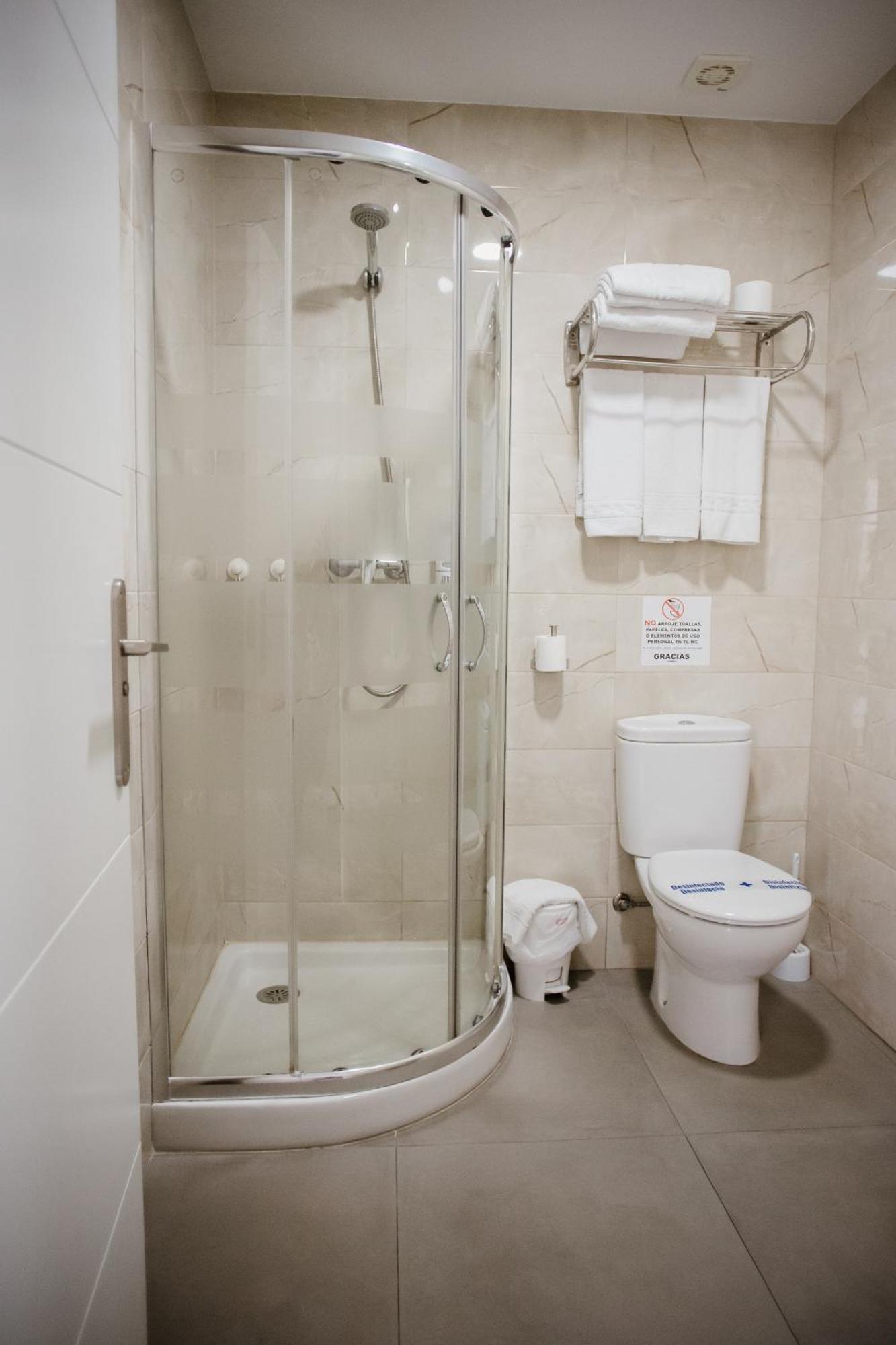 Apartamentos Turisticos Mastil 16 Малага Экстерьер фото
