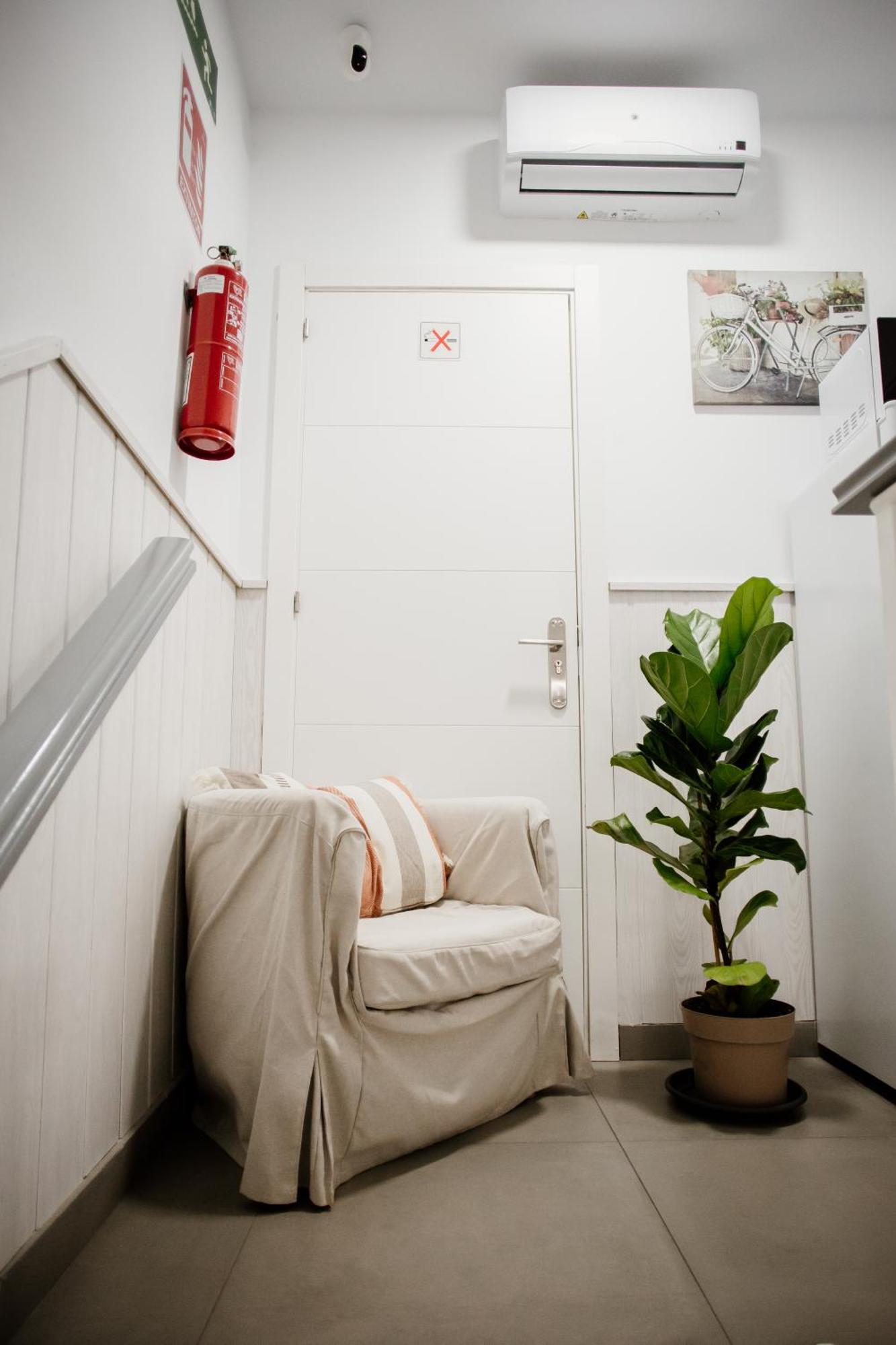 Apartamentos Turisticos Mastil 16 Малага Экстерьер фото