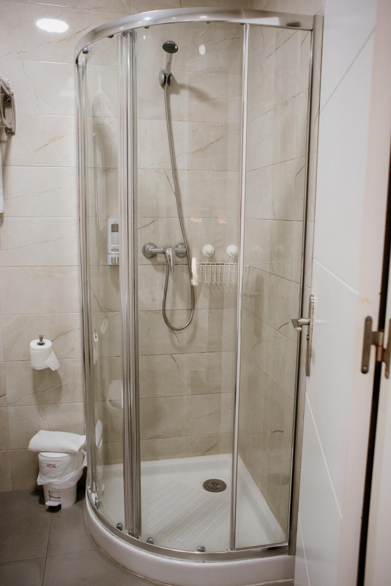Apartamentos Turisticos Mastil 16 Малага Экстерьер фото