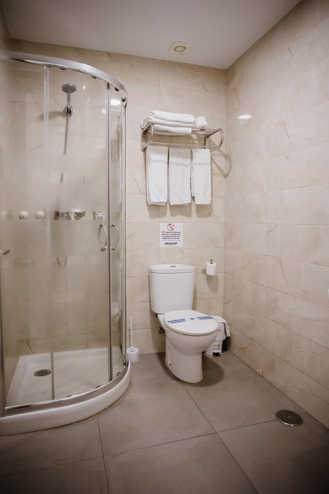 Apartamentos Turisticos Mastil 16 Малага Экстерьер фото