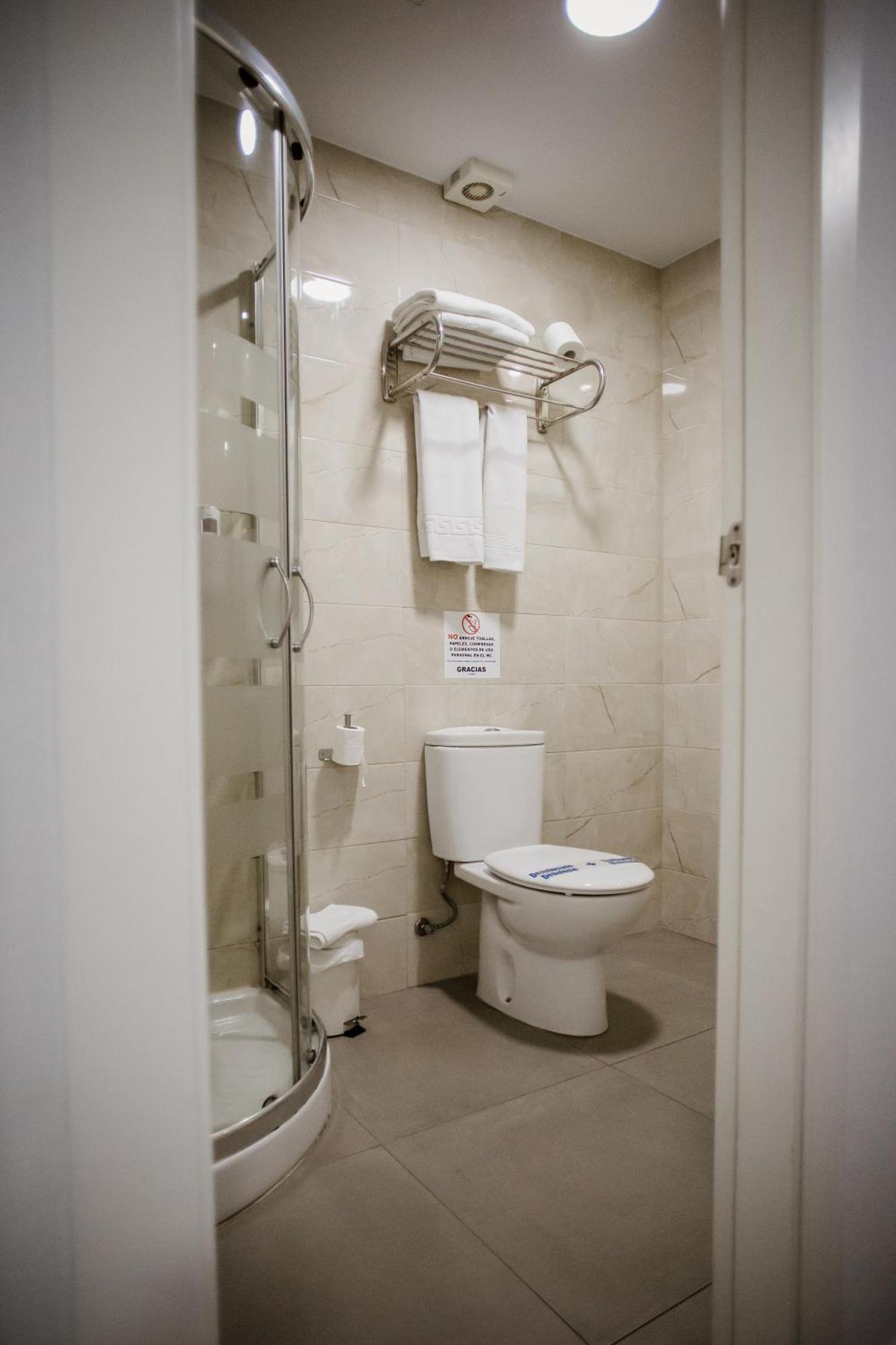 Apartamentos Turisticos Mastil 16 Малага Экстерьер фото