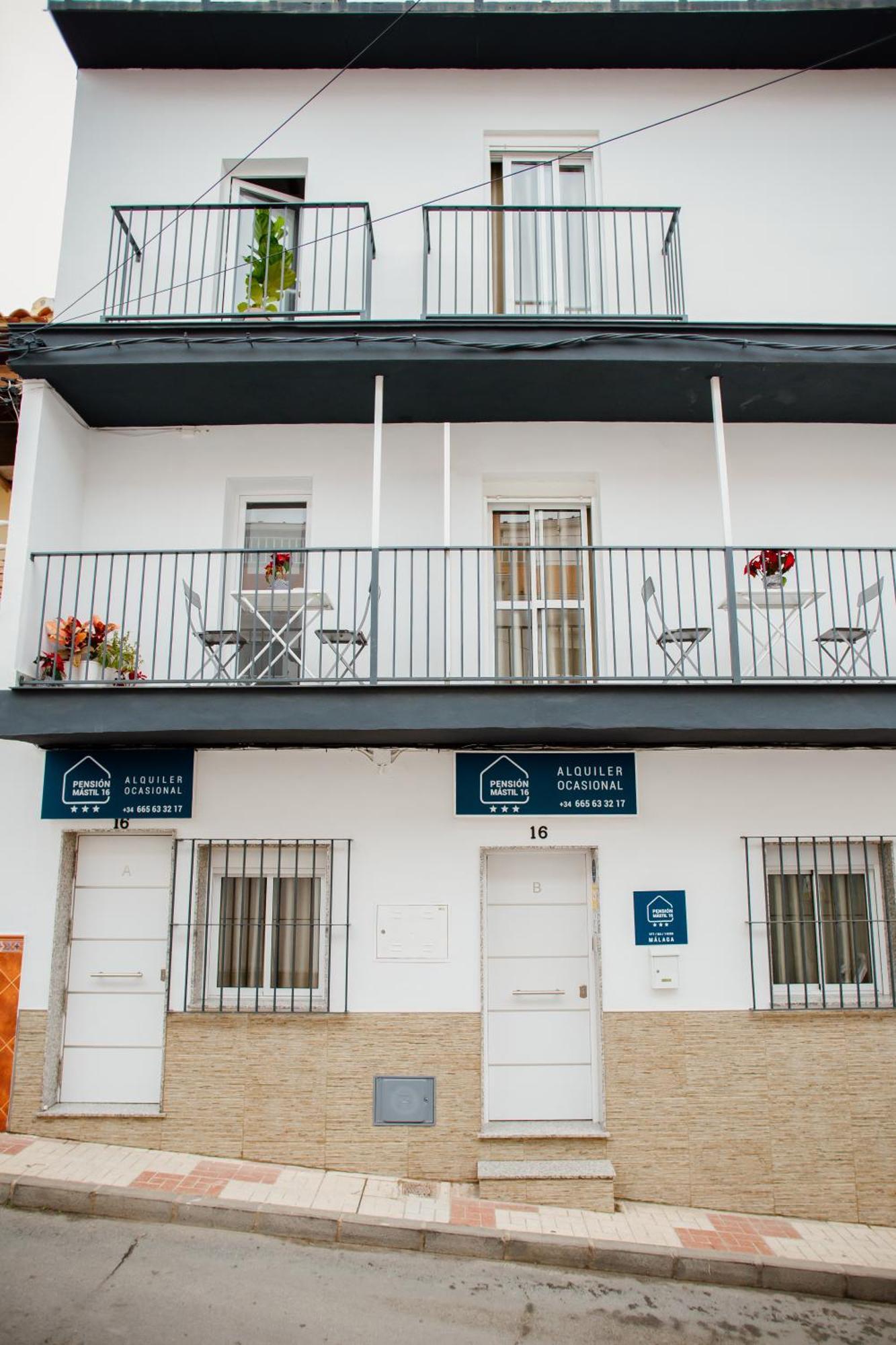 Apartamentos Turisticos Mastil 16 Малага Экстерьер фото